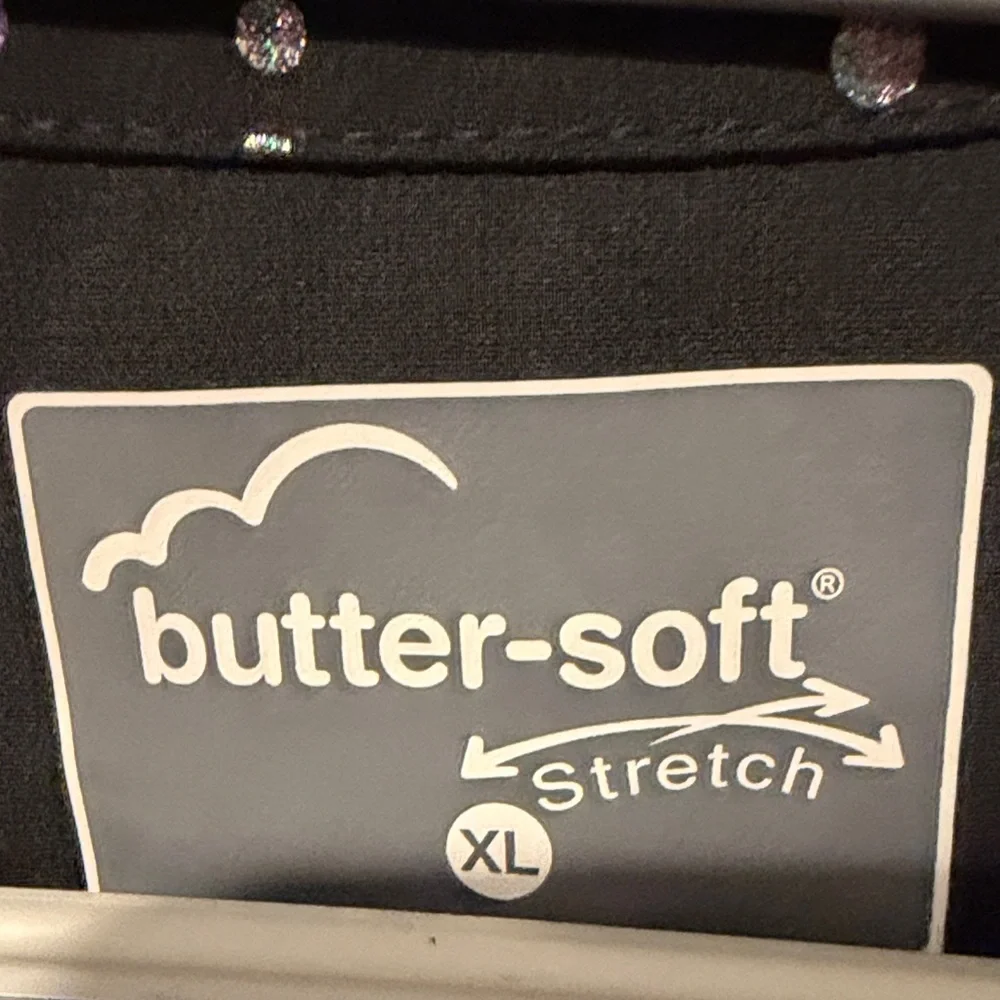 Butter-Soft Women's Black Scrub Top with Iridescent Dots - Picture 2 of 3